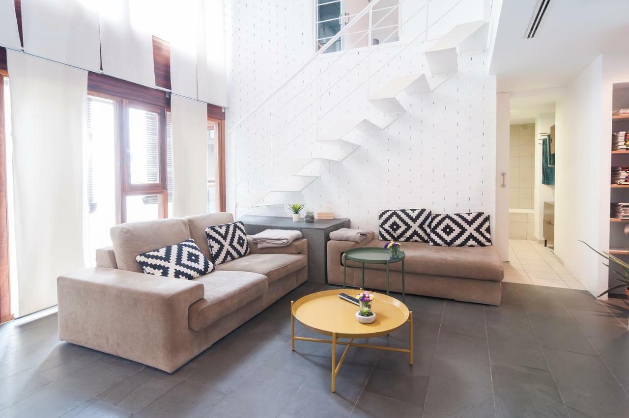 Design And Luminous Duplex In The Old Town Apartment อาลิกันเต ภายนอก รูปภาพ